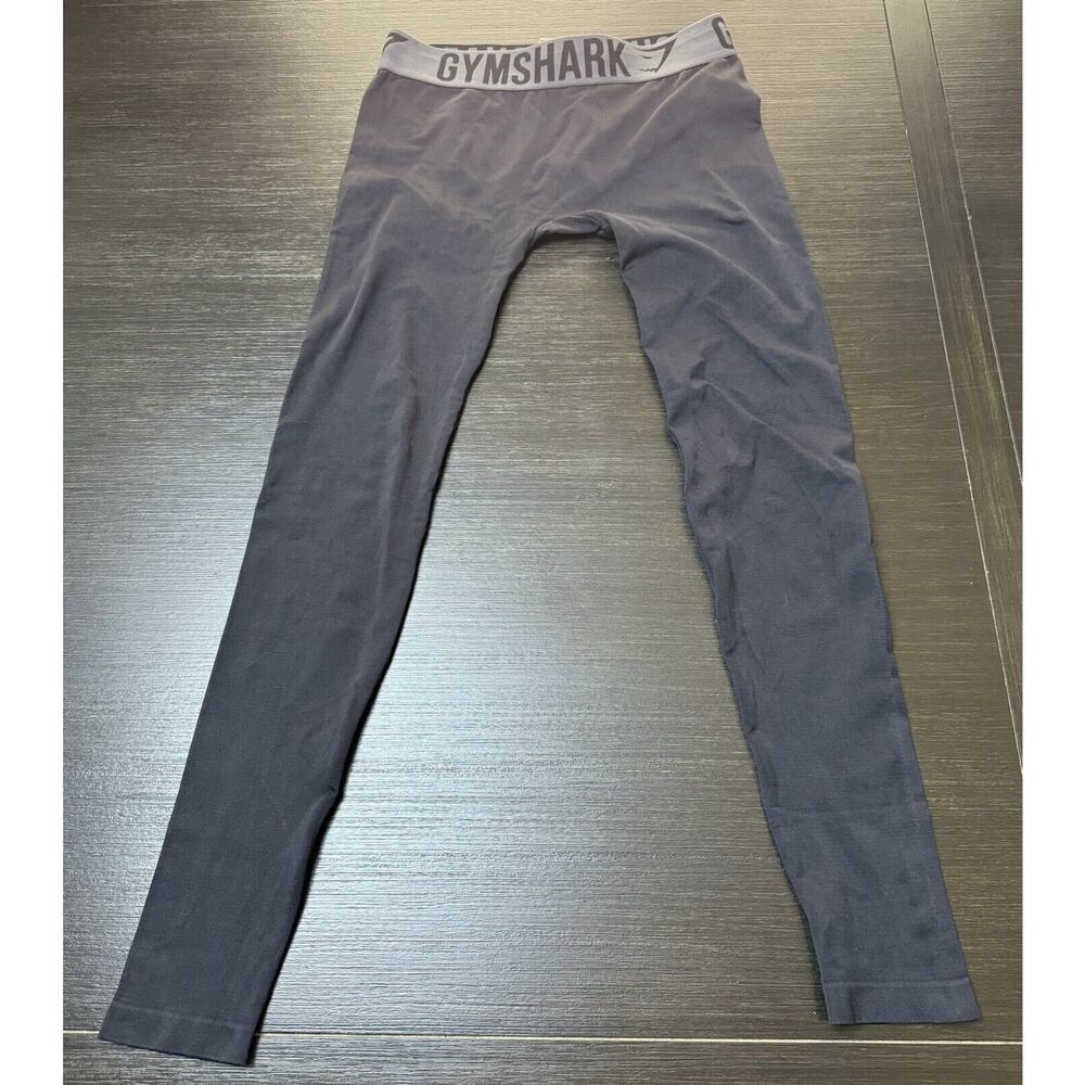 Gymshark Woman’s Leggings Black 28” Inseam Size S